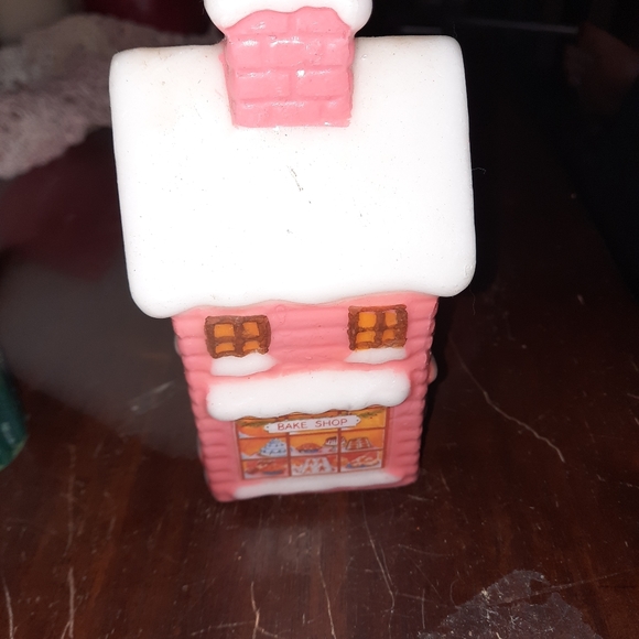 ASSORTMENT  OF CHRISTMAS  CANDLES. - Picture 5 of 5